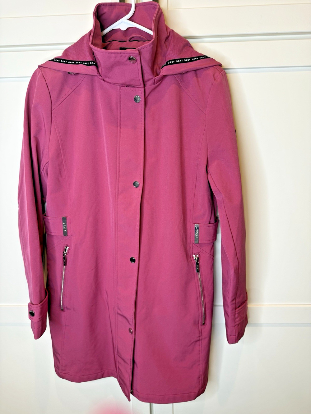 DKNY Women’s Lightweight Raspberry Dress Jacket Coat Removable Hood Medium
